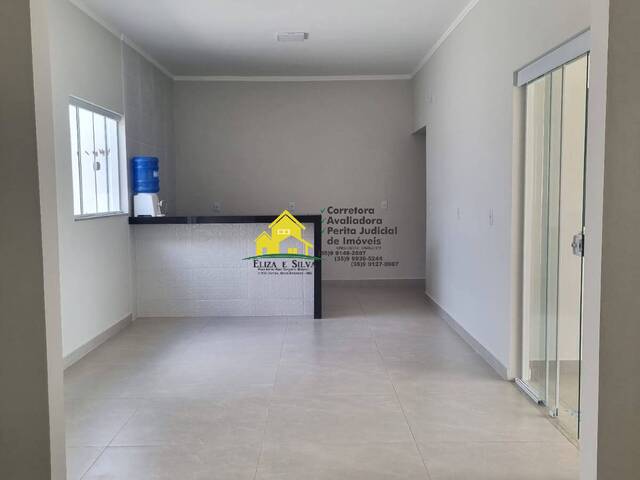 #1085 - Casa para Venda em Nova Resende - MG