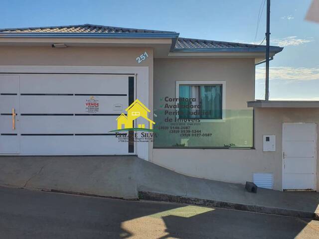 Venda em Alto dos Pinheiros - Nova Resende
