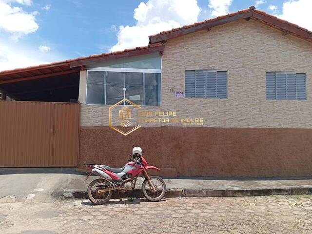 #1125 - Casa para Venda em Nova Resende - MG