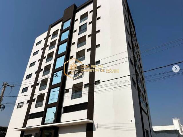 #918 - Apartamento para Venda em Passos - MG