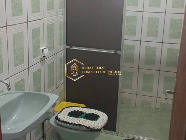 #1049 - Casa para Venda em Nova Resende - MG - 2